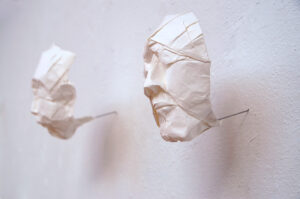 C. Borowsky_schwebend Schauend_Ausstellungsansicht Heilbronn2022 Schwebend Schauend © Claudia Borowsky und VG Bild Kunst, Bonn