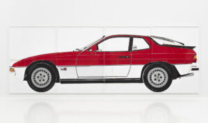Porsche 924_8 teilig 2021 145x410 Foto-Roman März Marion Eichmann – Porsche 924 (Foto: Roman März / VG Bild Kunst)
