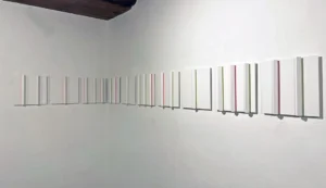 Peter P. Rast, Lichtlinien, 2025, Acryl und Leuchtfarbe auf Holz 10-teilig, je 30 x 30 cm